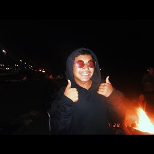 Meet your Posher, Luis